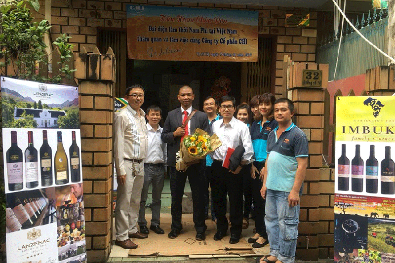 Đại diện lâm thời Nam Phi tại Việt Nam ghé thăm công ty cổ phần CHI