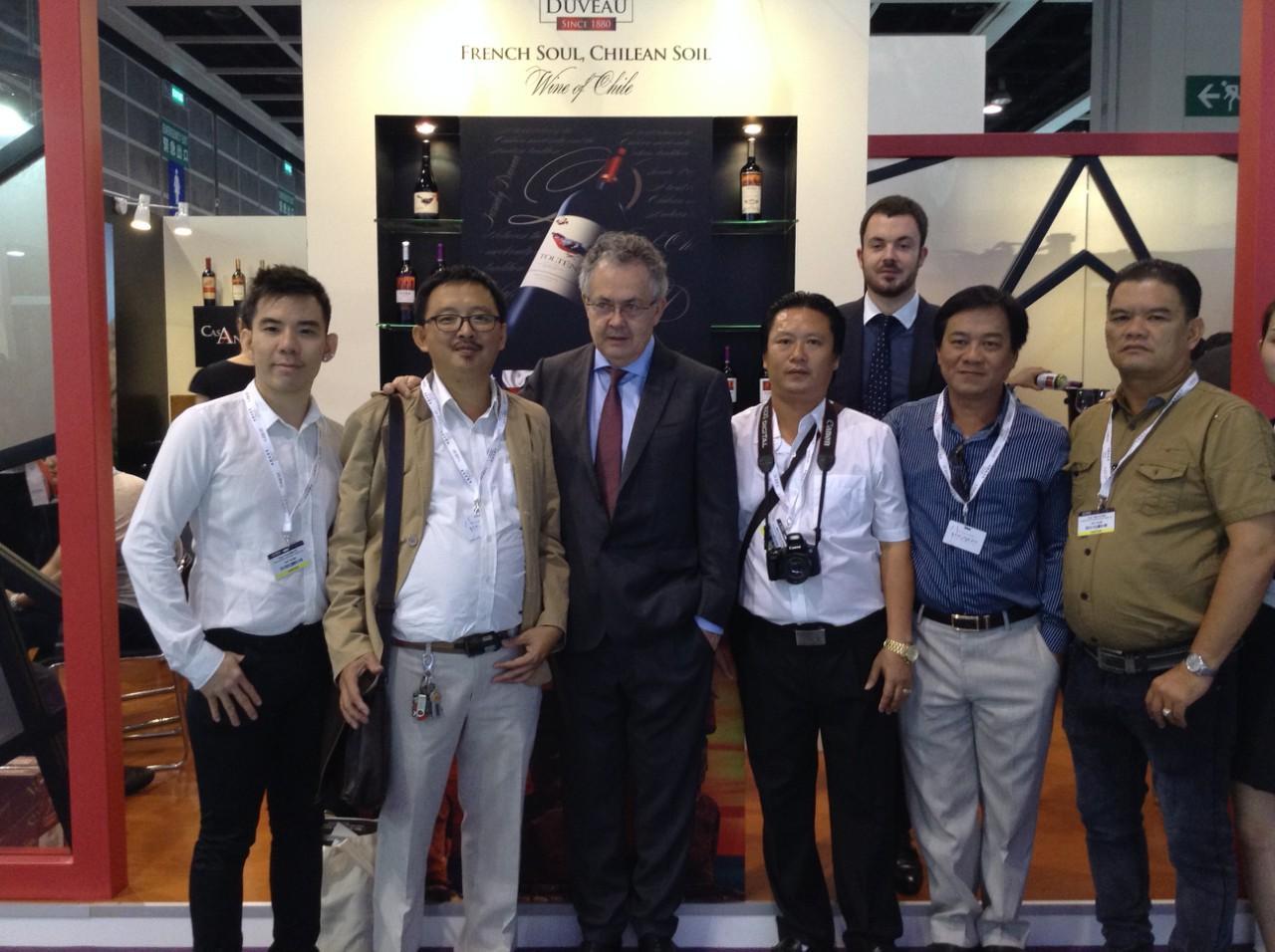 Mối Quan Hệ 4 Bên Trong Kinh Doanh